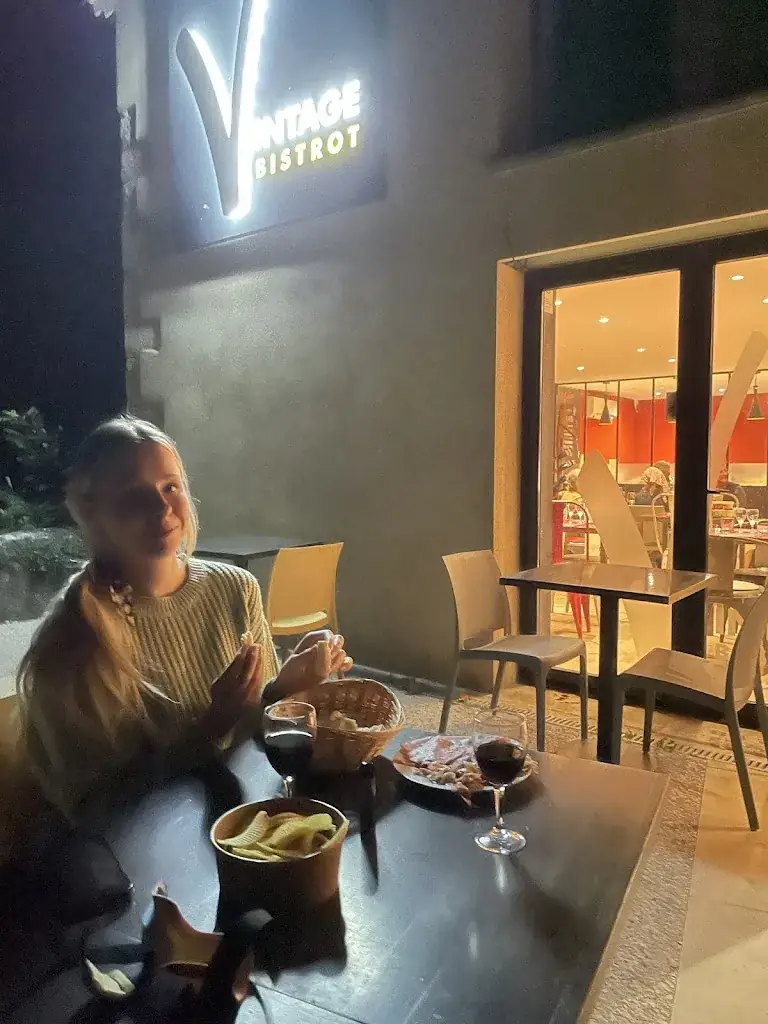 Paves Garage_Restaurant Vintage bistrot épicurien_Alleins_review