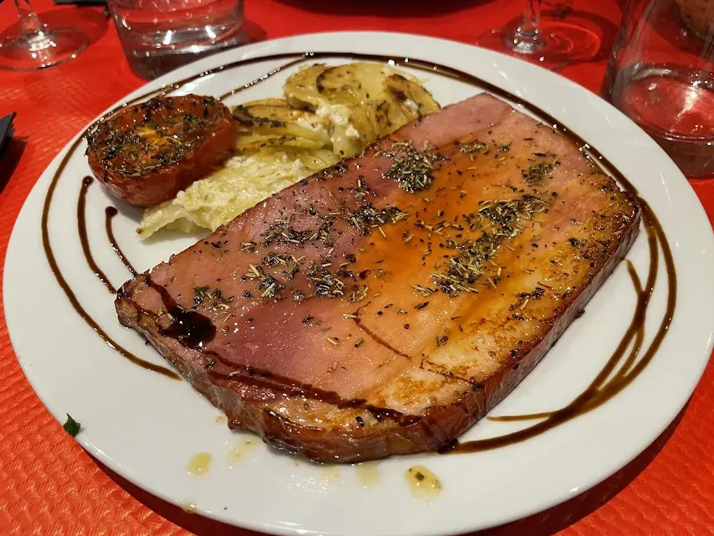 Michał Walczak_Restaurant Vintage bistrot épicurien_Alleins_review