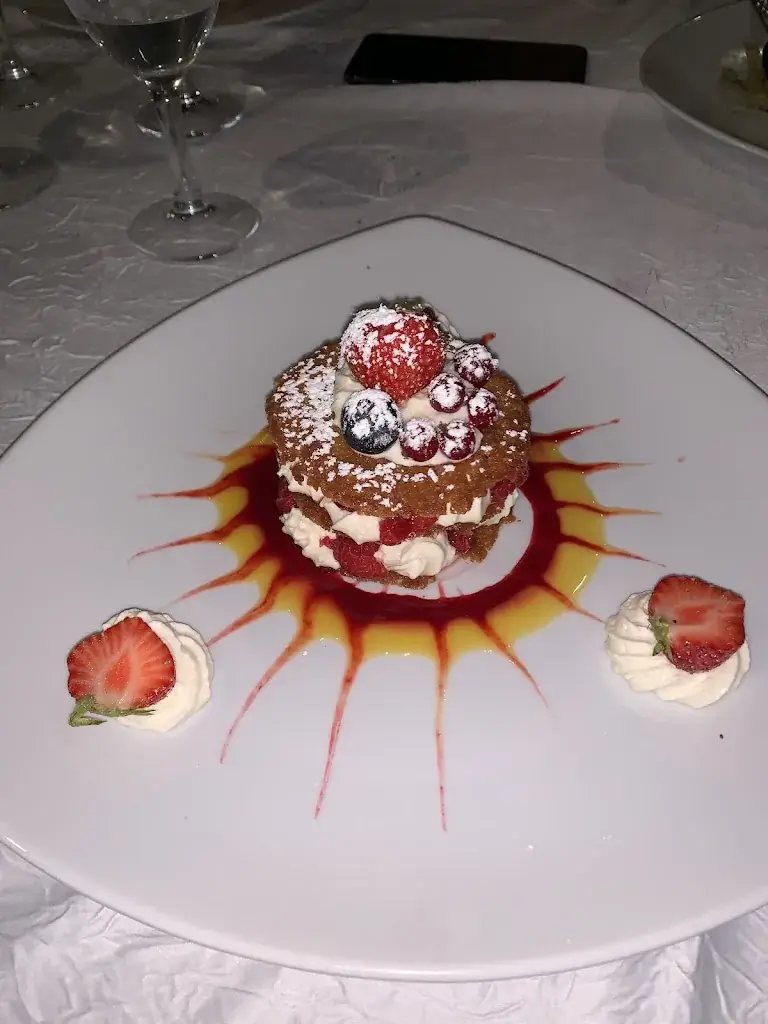 Cabeth Dekker_Auberge du Vieux Village_Mallemort_review