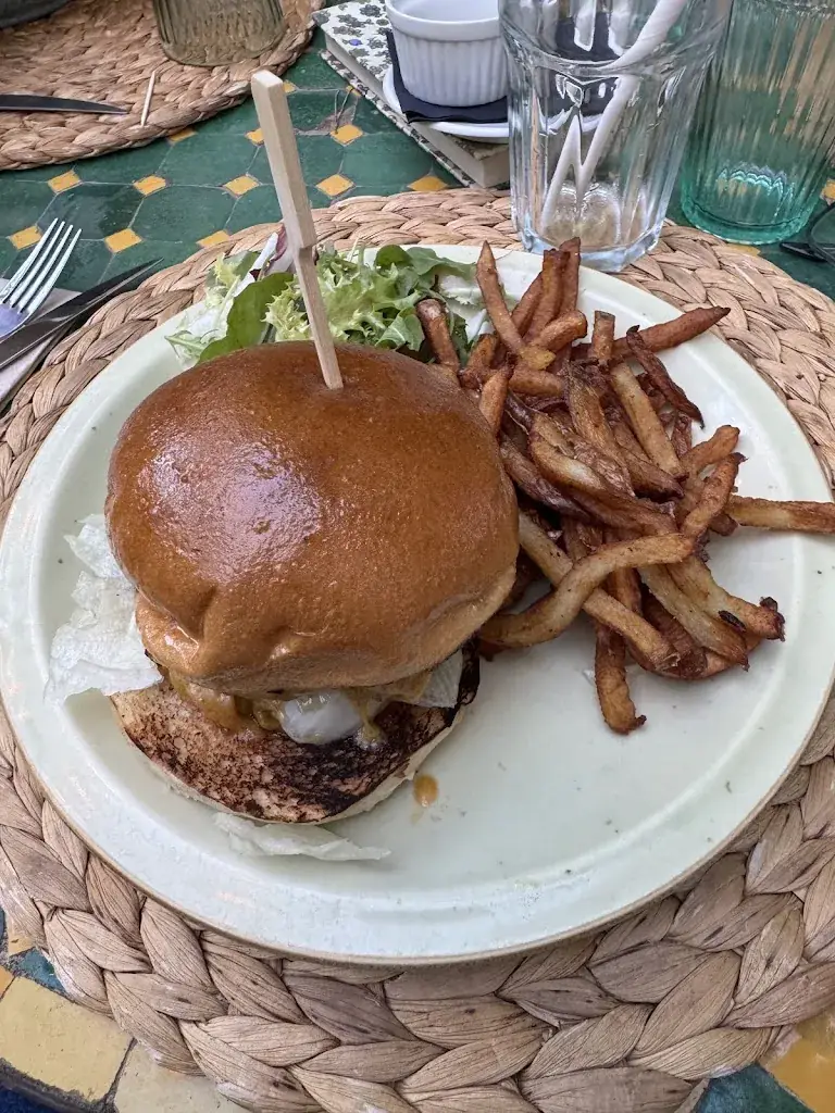 Le Jardin Restaurant_Mallemort_slider_image_3