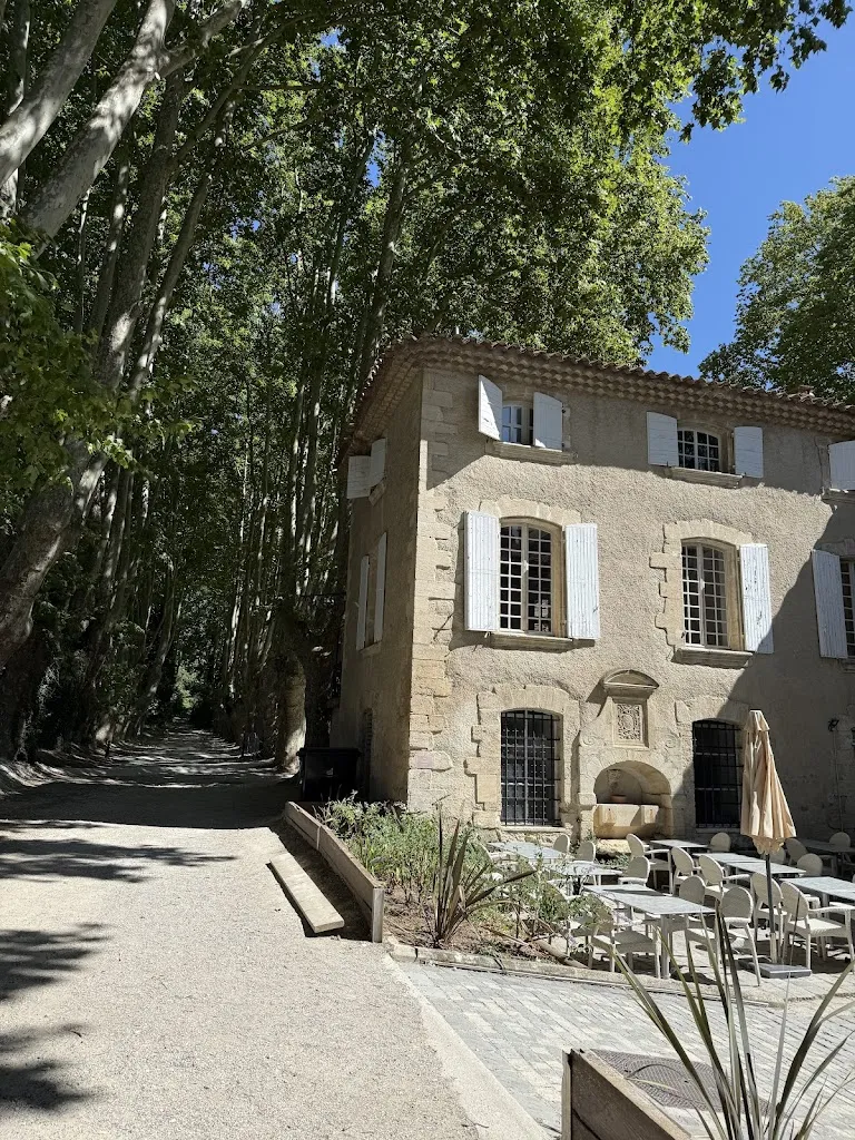 monique a_Moulin De Vernègues_Mallemort_review