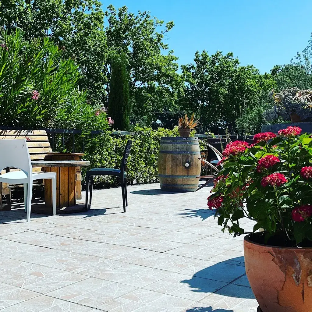 LE BON TEMPS_Sénas_slider_image_1