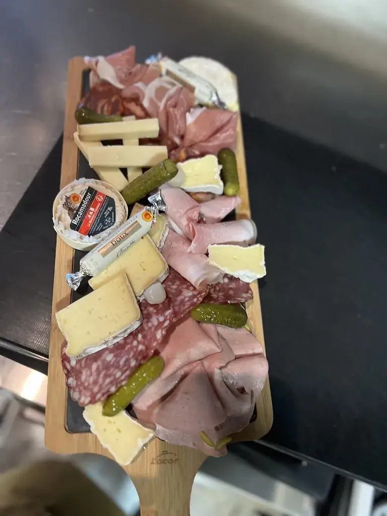 kevin lion_Bar l’atelier_Moûtiers_review