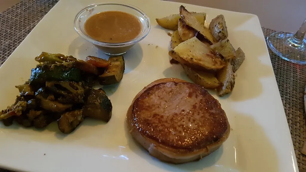 Suravech Suteethorn_L'Auberge du Bois_Niozelles_review