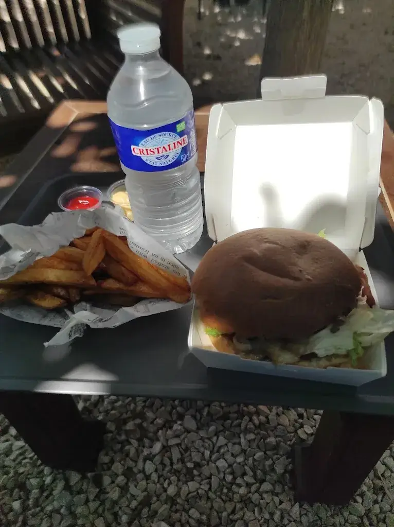 Gilles Gil_Central Perk Allauch_Allauch_review