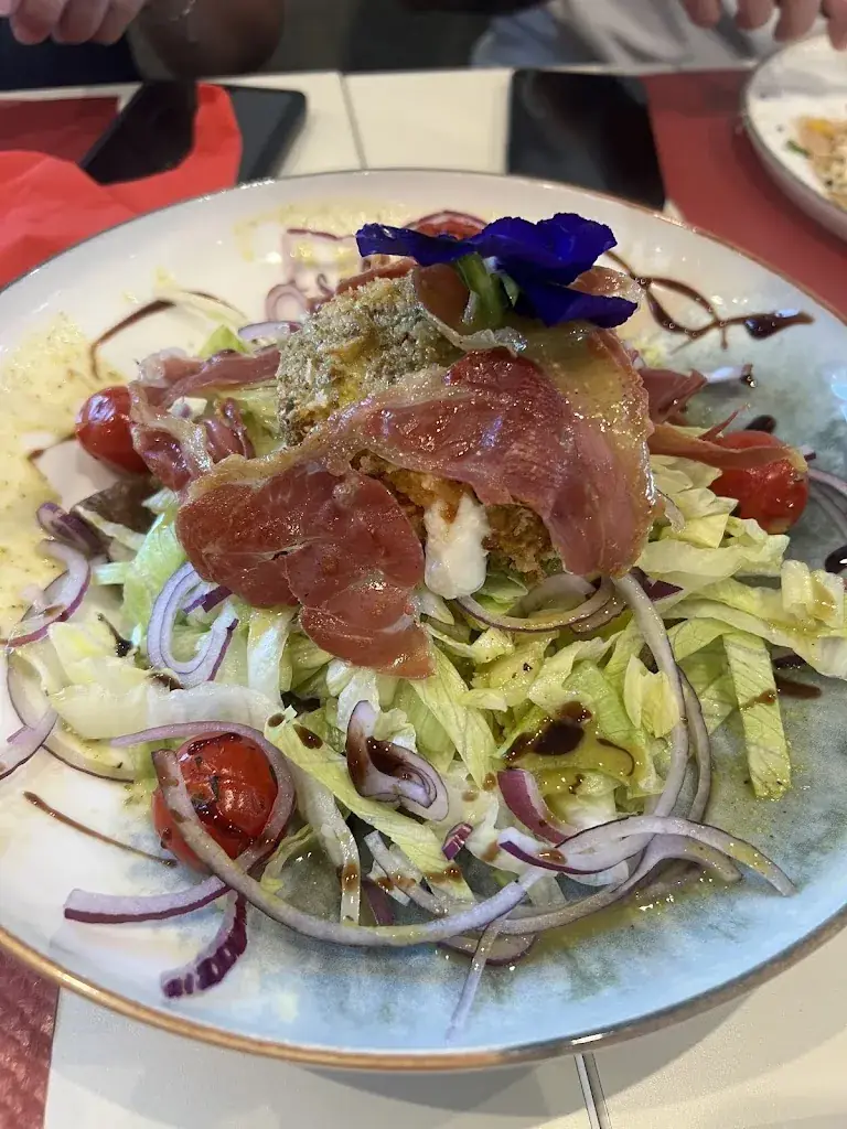 Laura_crêperie de luna_Allauch_review