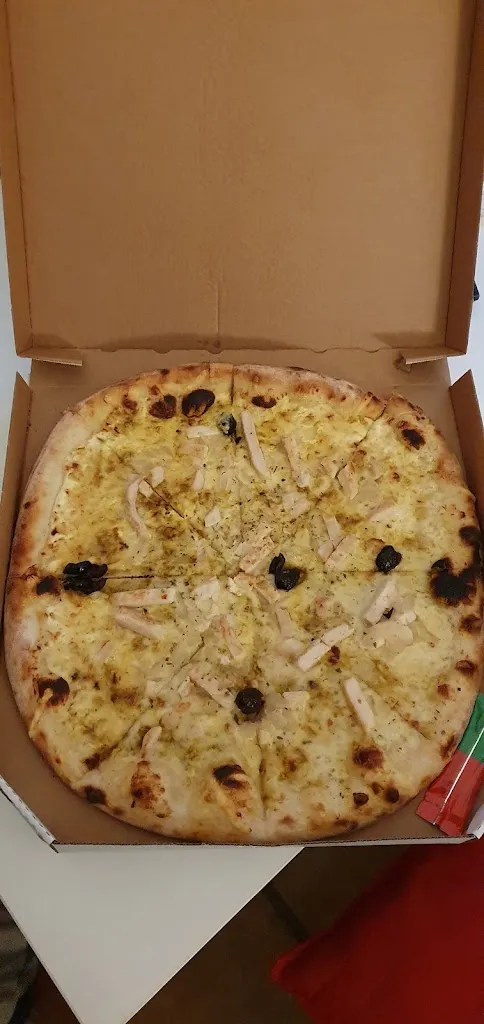 Pierrick R_Allauch Pizza_Allauch_review