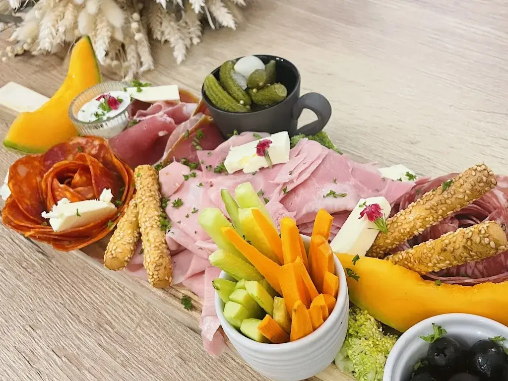 Le Grand Café_Néris-les-Bains_slider_image_2