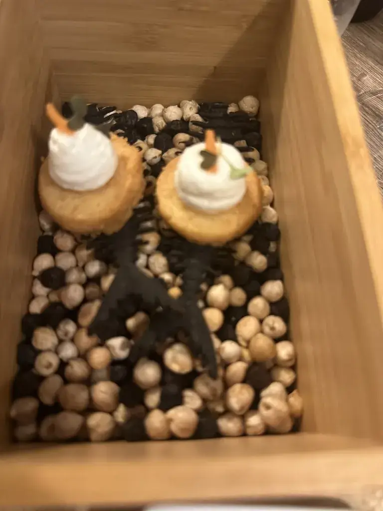 Tina M._Licandro Le Bistro_Aix-en-Provence_review