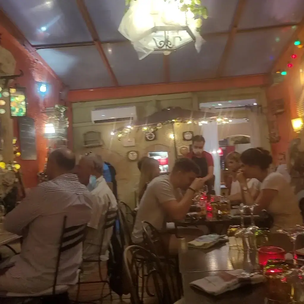 Le Patio_Aix-en-Provence_slider_image_2