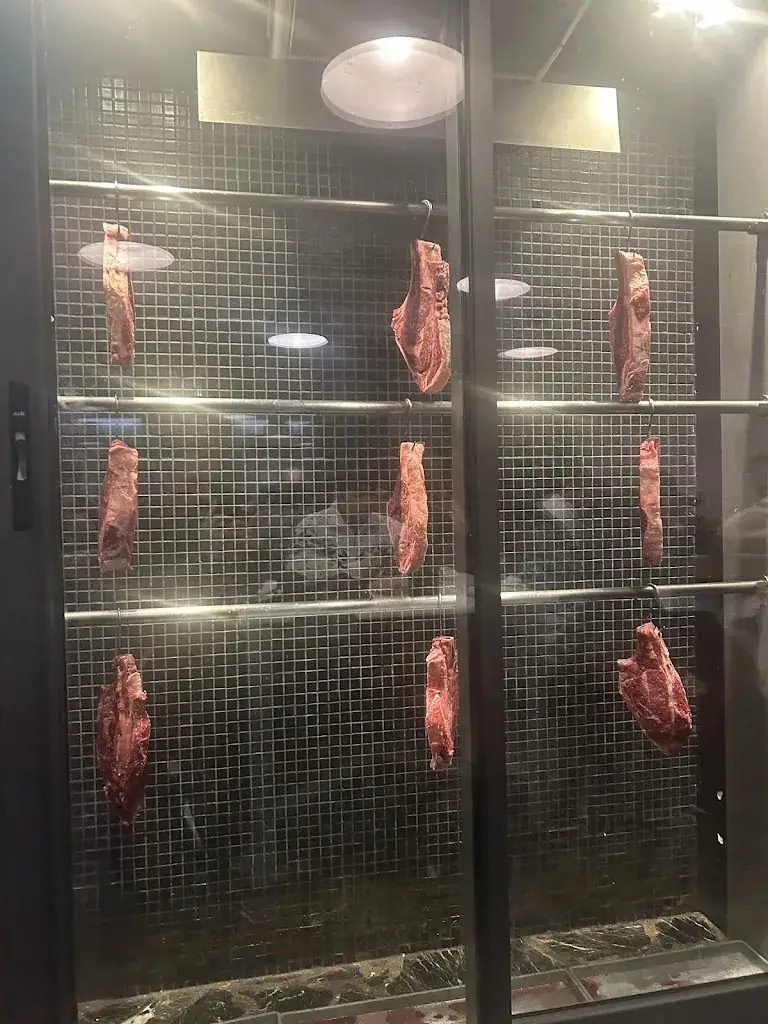 John Sorrenson_MAISON CARNE AIX_Aix-en-Provence_review