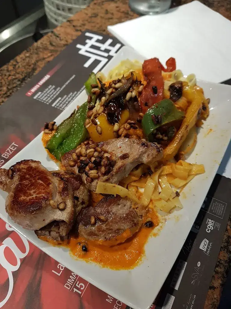 Le Bistrot d'Althen_Althen-des-Paluds_slider_image_2