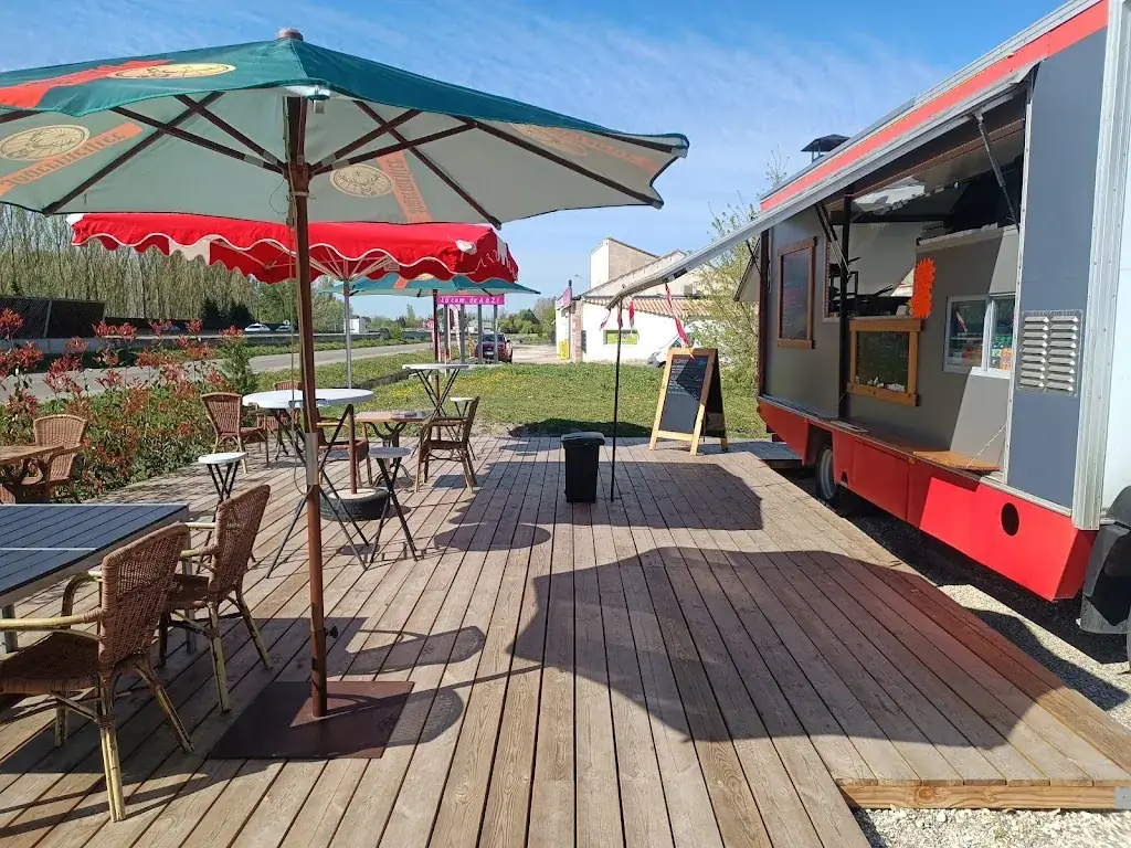 Rôtisserie des paluds restaurant in Althen-des-Paluds