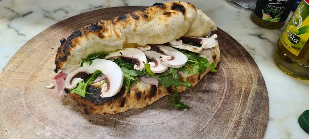 Sergio pizza_Althen-des-Paluds_slider_image_2