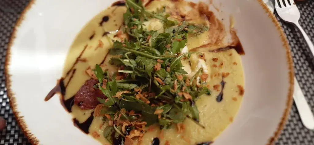 Stéphanie F_Les Grès_Annot_review