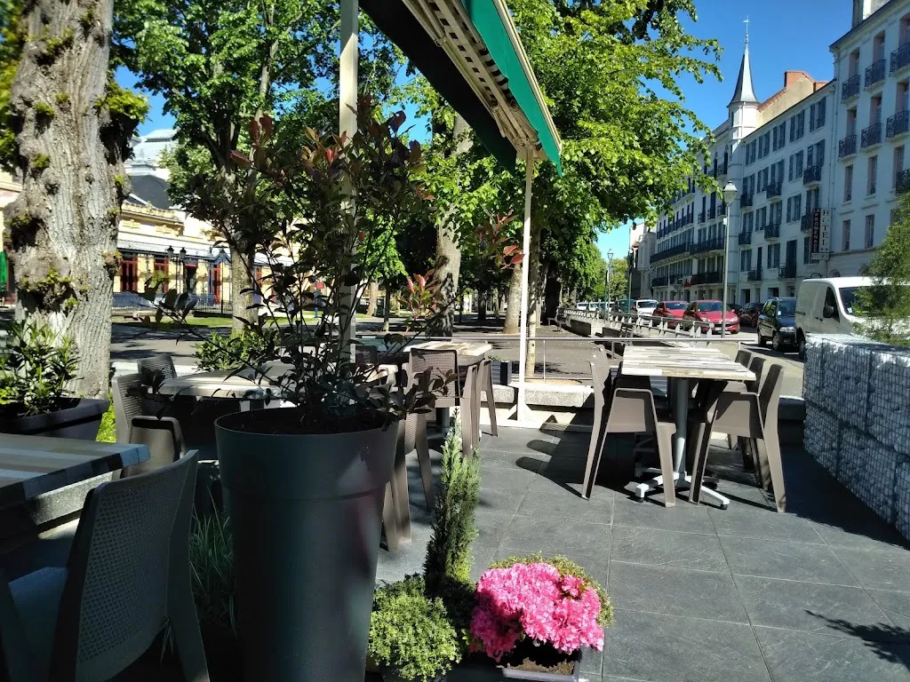 La Brasserie_Néris-les-Bains_slider_image_1