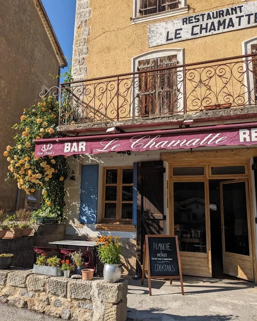 Le Chamatte Restaurant in Vergons