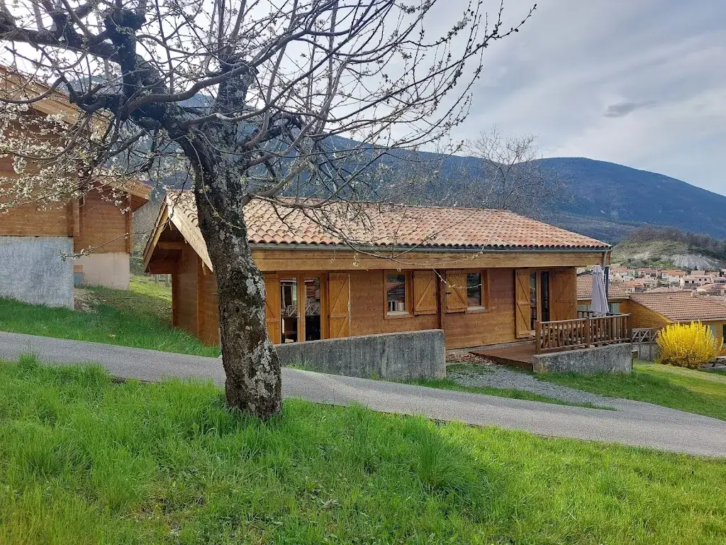 Le Pré Martin, location gite de Chalets_Annot_slider_image_2