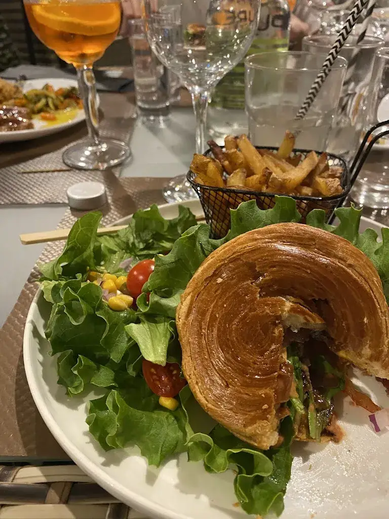 Menu_luberon restaurant family_Apt_image_6