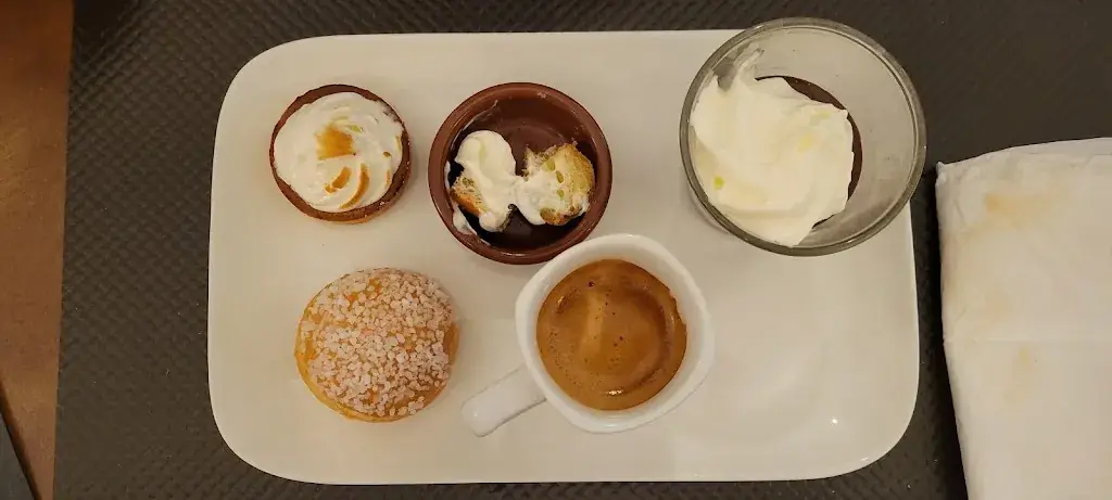 Menu_luberon restaurant family_Apt_image_7