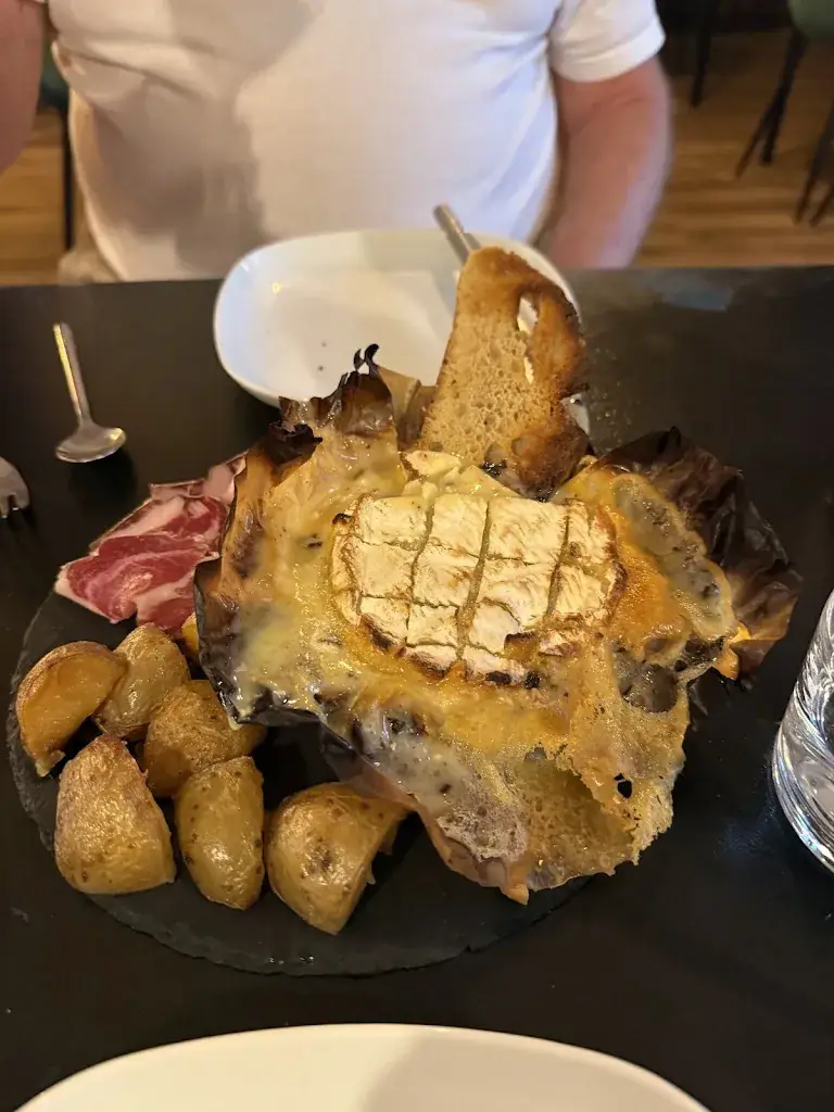 Lori S_Vin te voilà_Apt_review