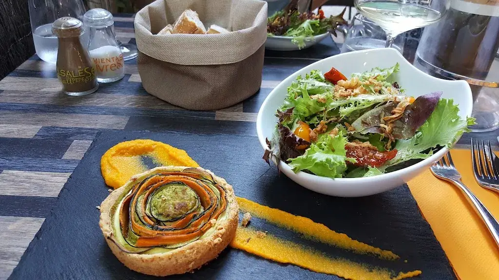 La Chastelle_Apt_slider_image_3