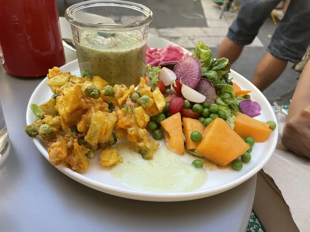 Sam_La Félicità_Apt_review