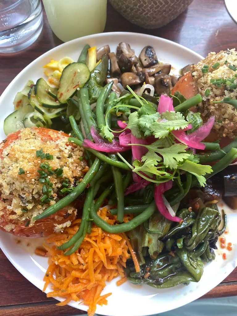 LY L_La Félicità_Apt_review