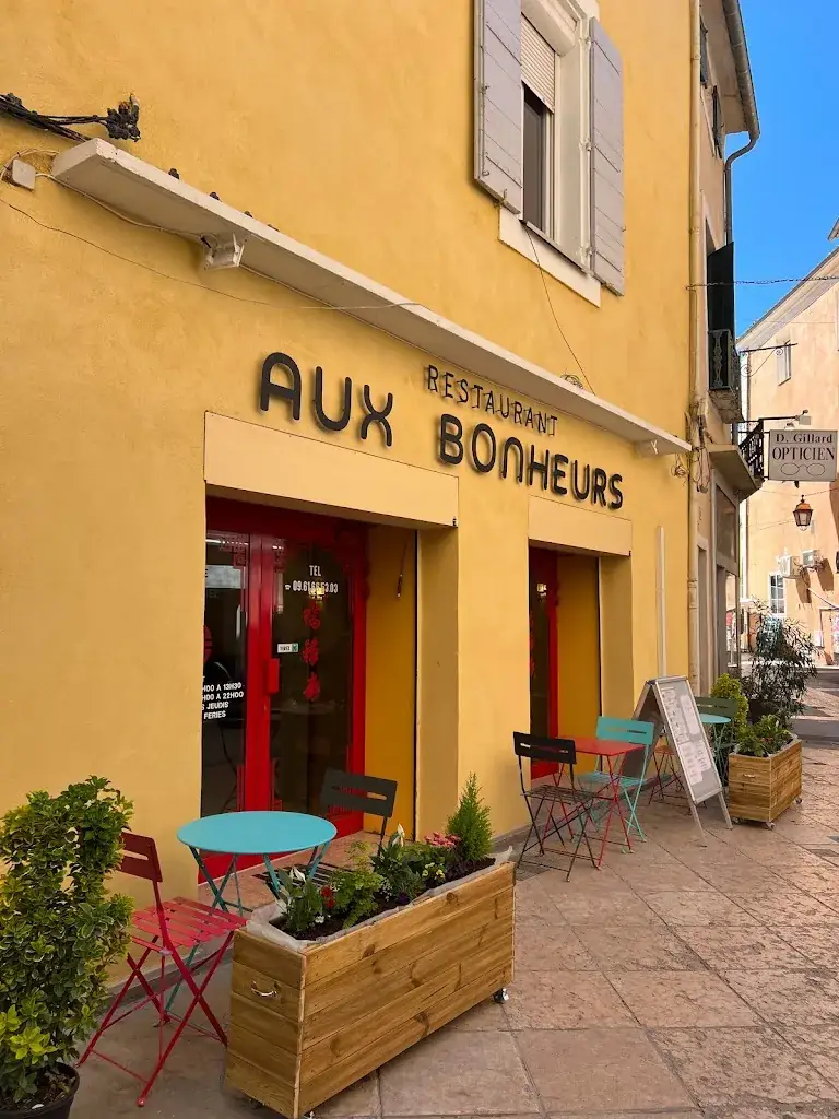 Aux Bonheurs restaurant in Apt