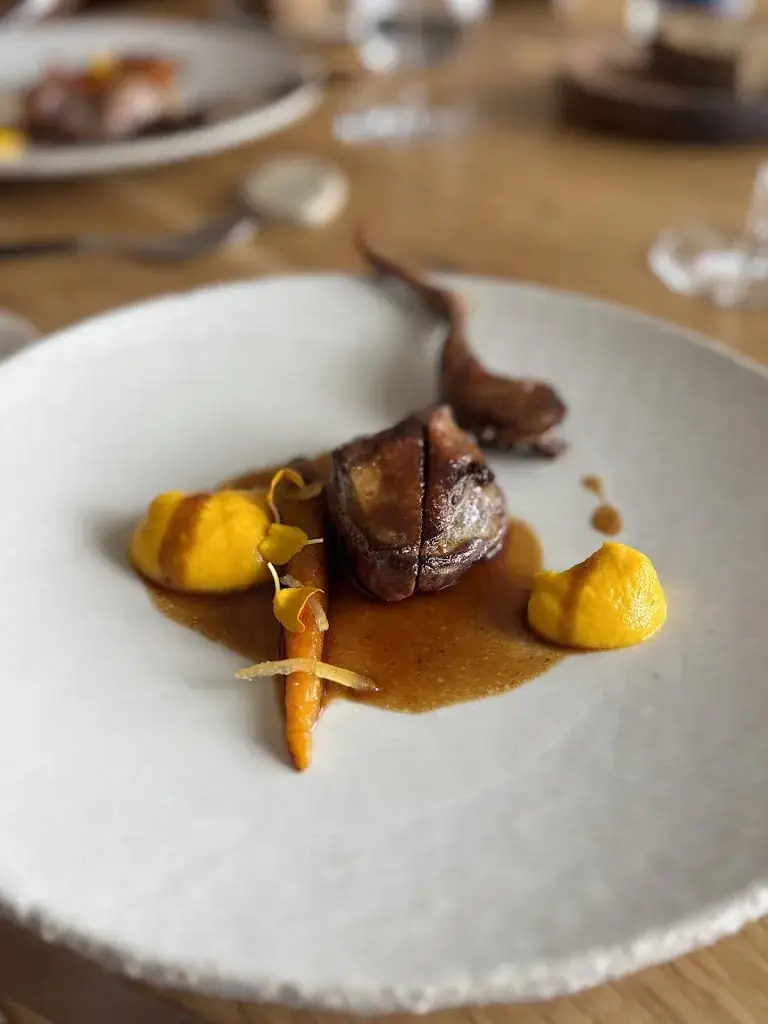 Garrigue_Ansouis_slider_image_2