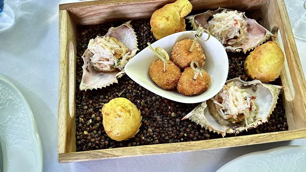 La Petite Maison de Cucuron_Cucuron_slider_image_2