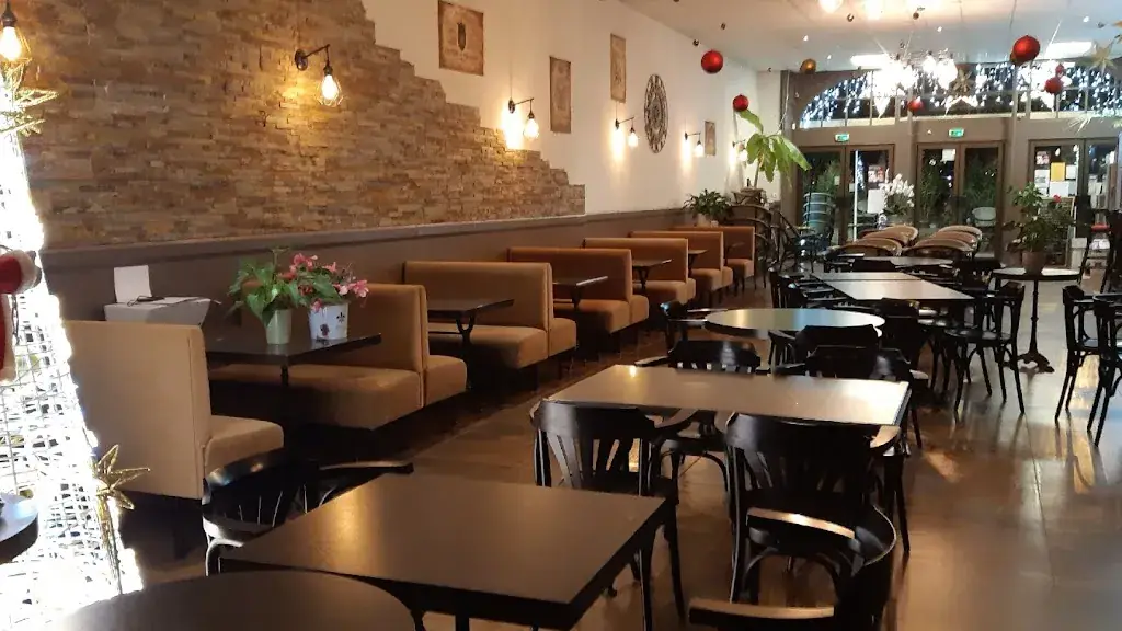 Brasserie du Château_Tour-d'Aigues_slider_image_1