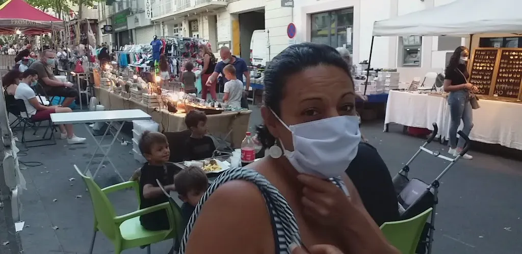 Les Barbus_Pertuis_slider_image_2