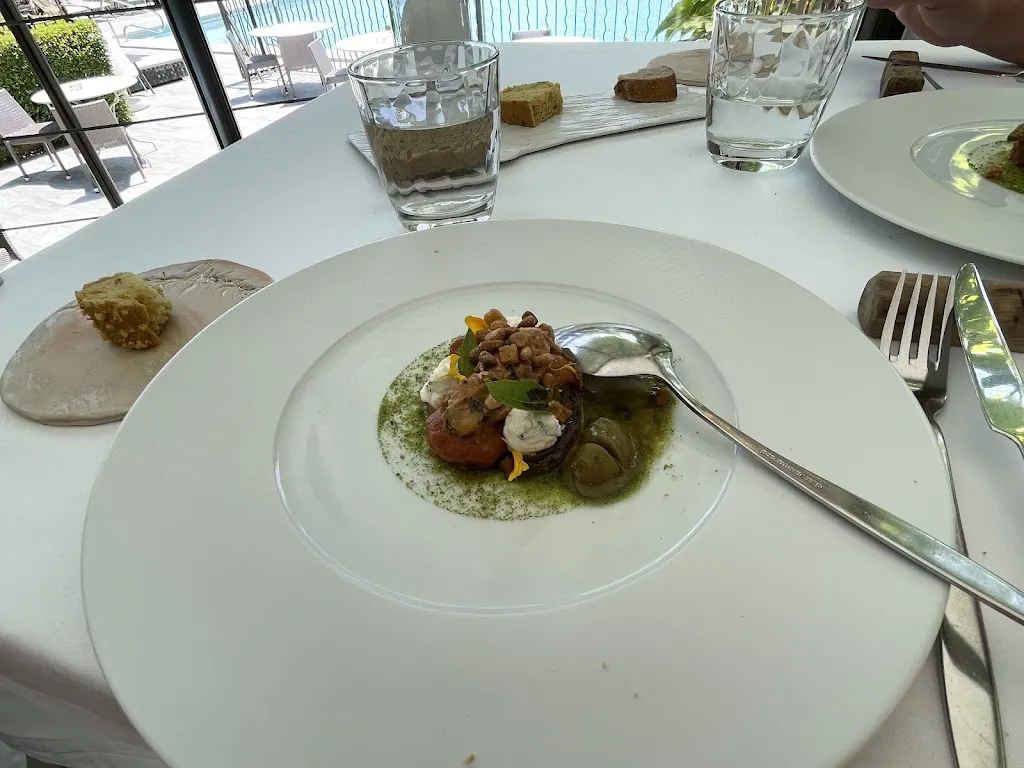 Isabelle Ruppert_L'Olivier_Pertuis_review