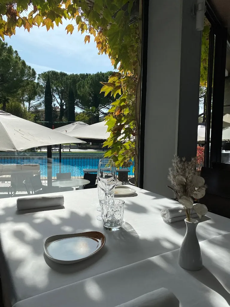 L'Olivier restaurant in Pertuis