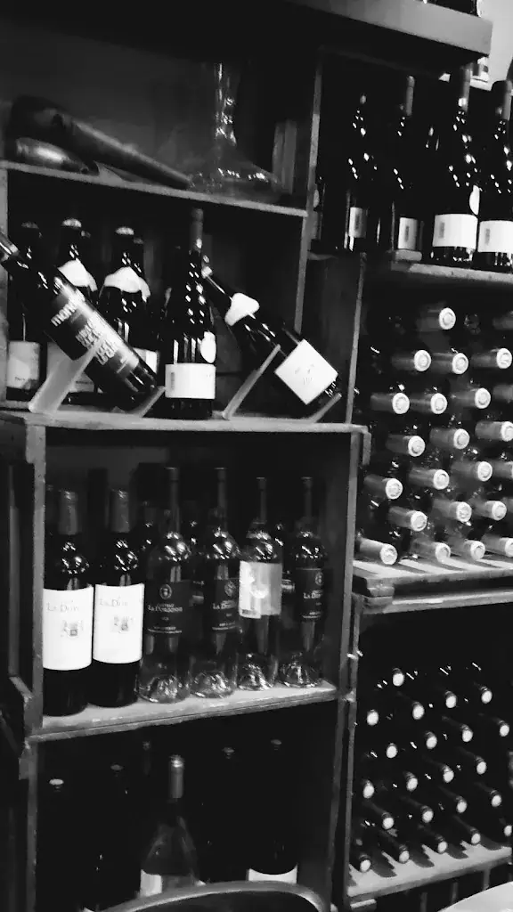 Le 19 vin_Pertuis_slider_image_1