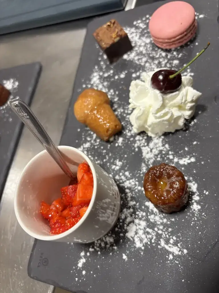 Prune Quenolle_Les Tonneaux de l'Etang_Cucuron_review