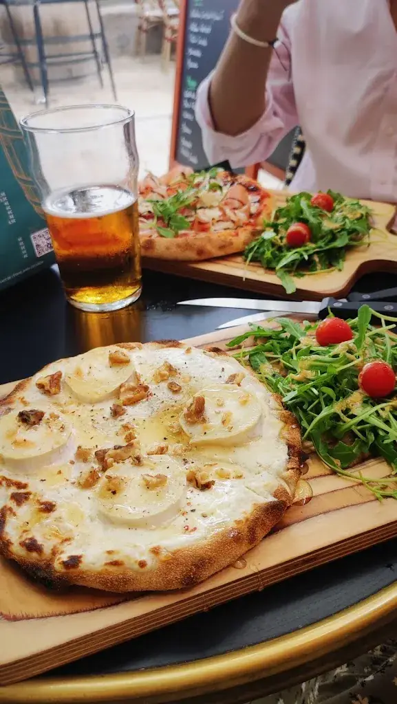 Elsa D_Les Tonneaux de l'Etang_Cucuron_review