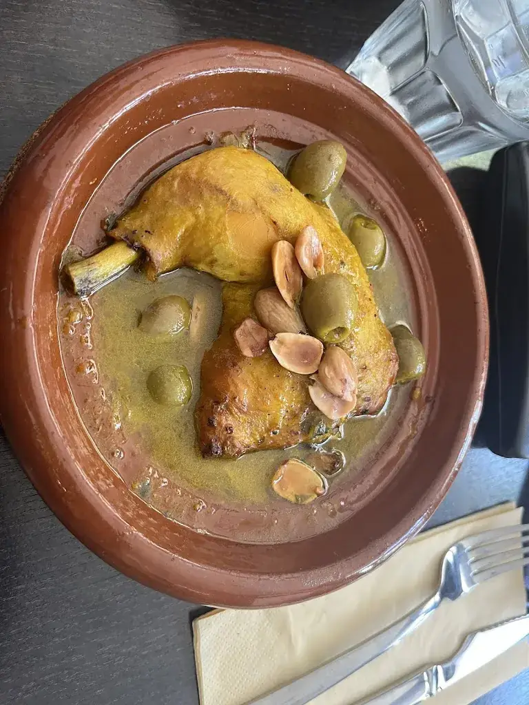 Rod Coleman_La Menara_Arles_review