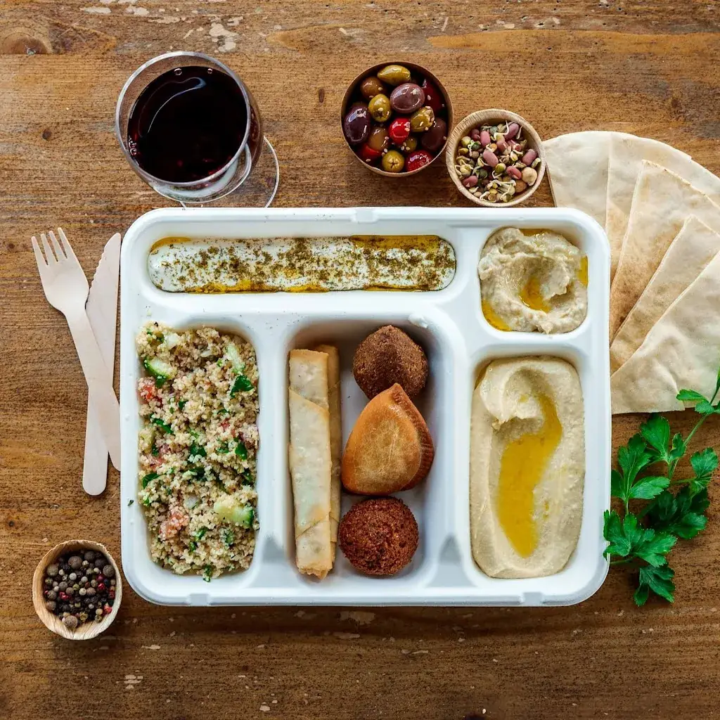 MEZZE & CO Neydens_Neydens_slider_image_3