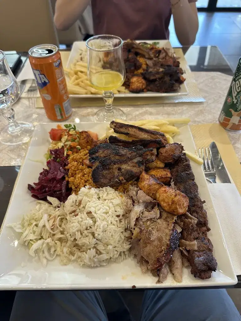 Kevin H._Restaurant Terrasse Istanbul_Aubagne_review