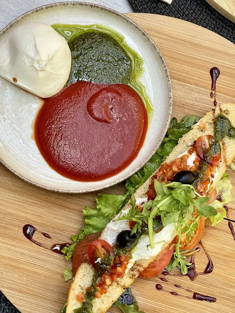 Coraline Leloup_Il mio_Aubagne_review