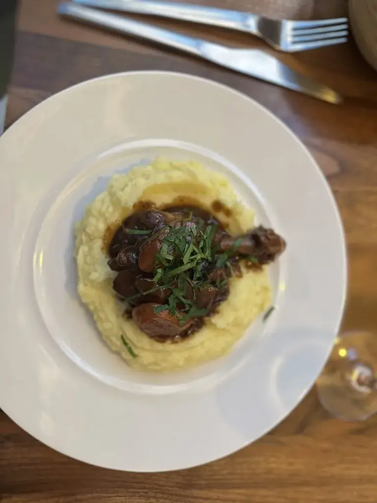 Kelly Benthall_Le P'tit Cageot_Antibes_review