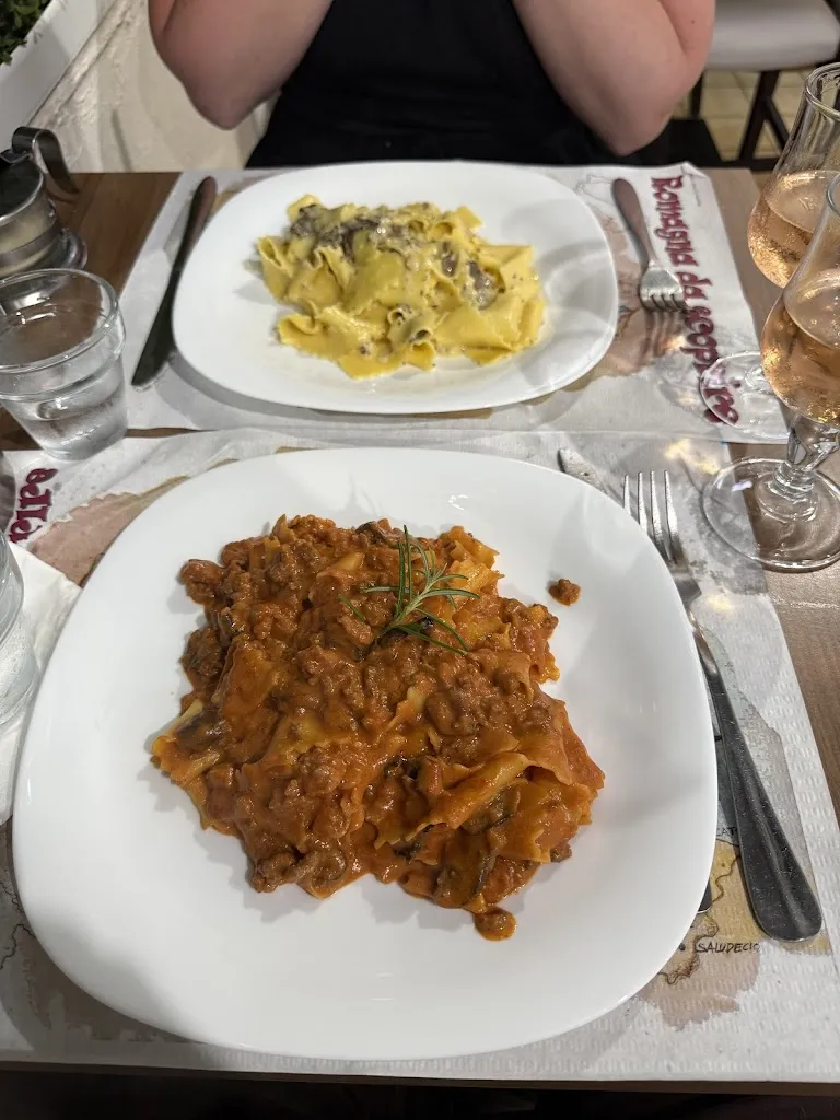 Corey_Romagna Mia_Antibes_review