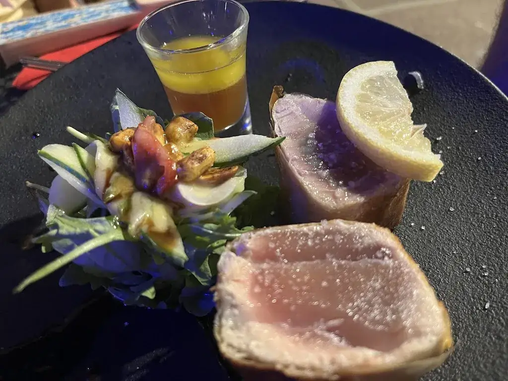 Karolina Vikyol_Le Comptoir de La Tourraque_Antibes_review