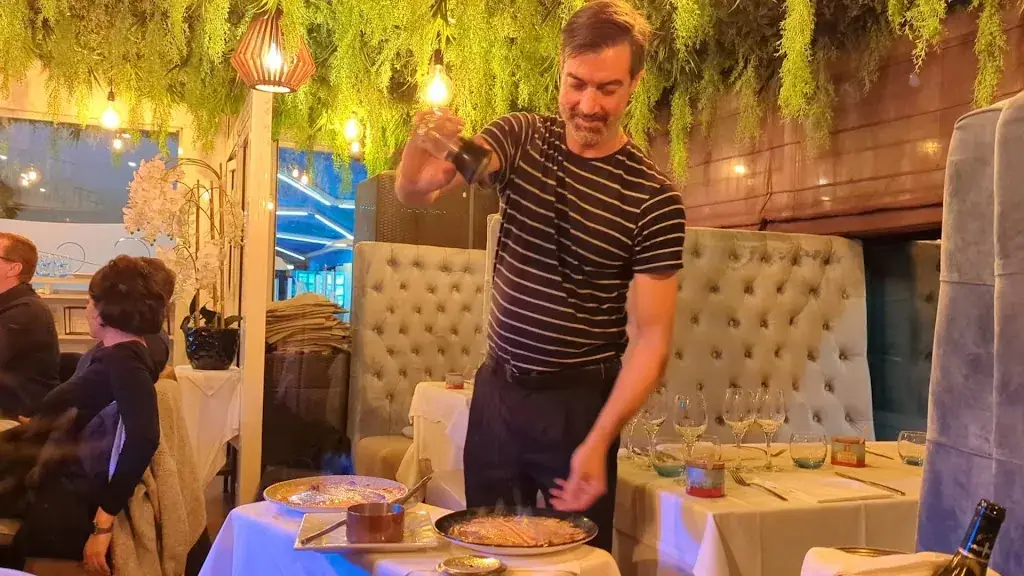 CHEZ MO - ALBERT 1ER_Antibes_slider_image_2