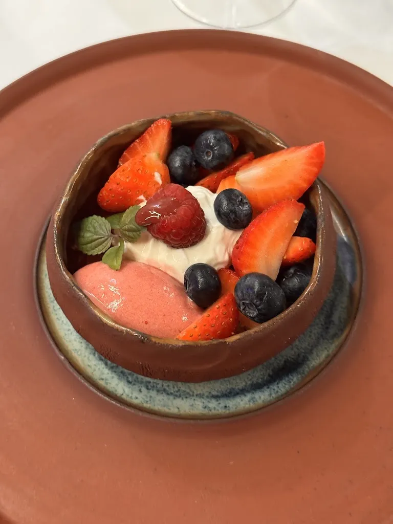 Restaurant le 44_Antibes_slider_image_3