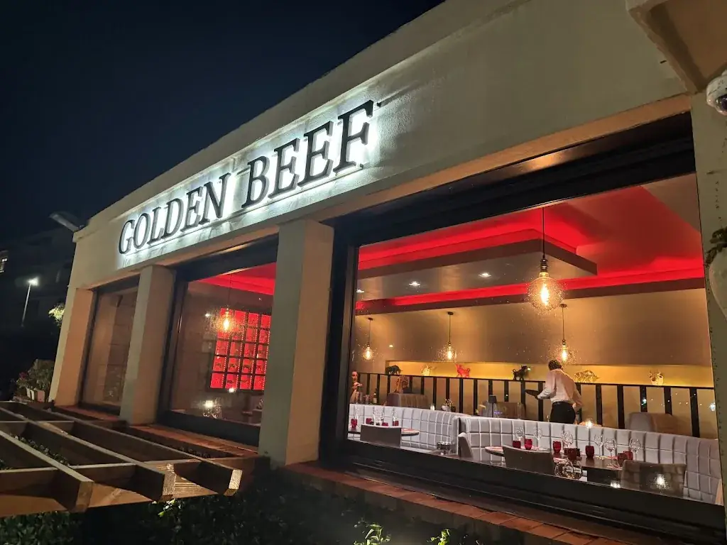 Darren Parker_Le Golden Beef_Antibes_review