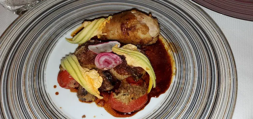 Restaurant Les Vieux Murs_Antibes_slider_image_3