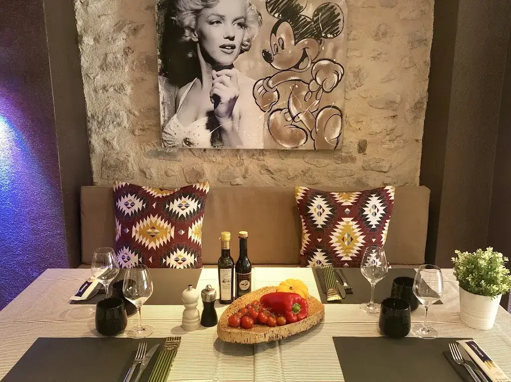 Nacional Trattoria_Antibes_slider_image_1